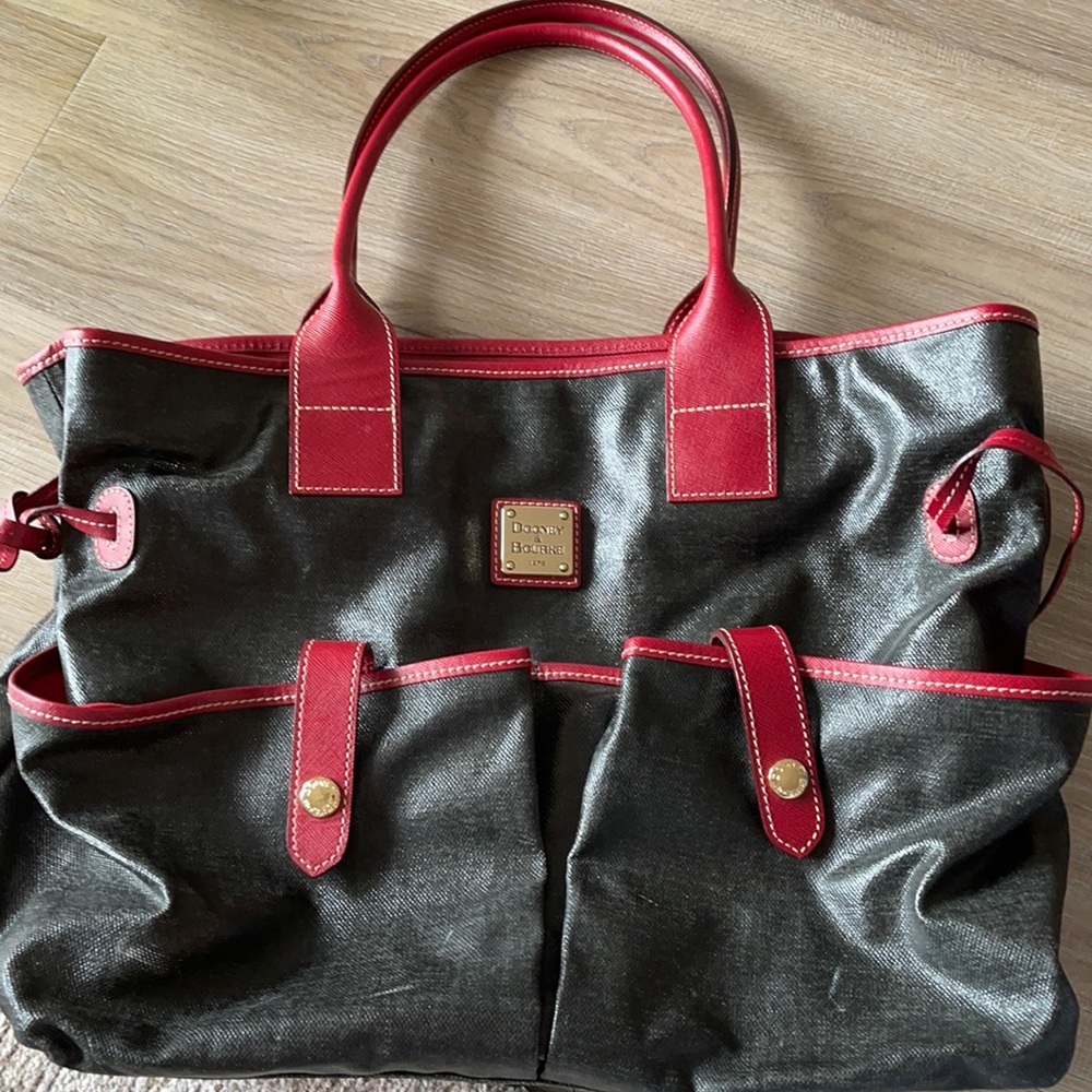 Vintage Dooney & Bourke bag